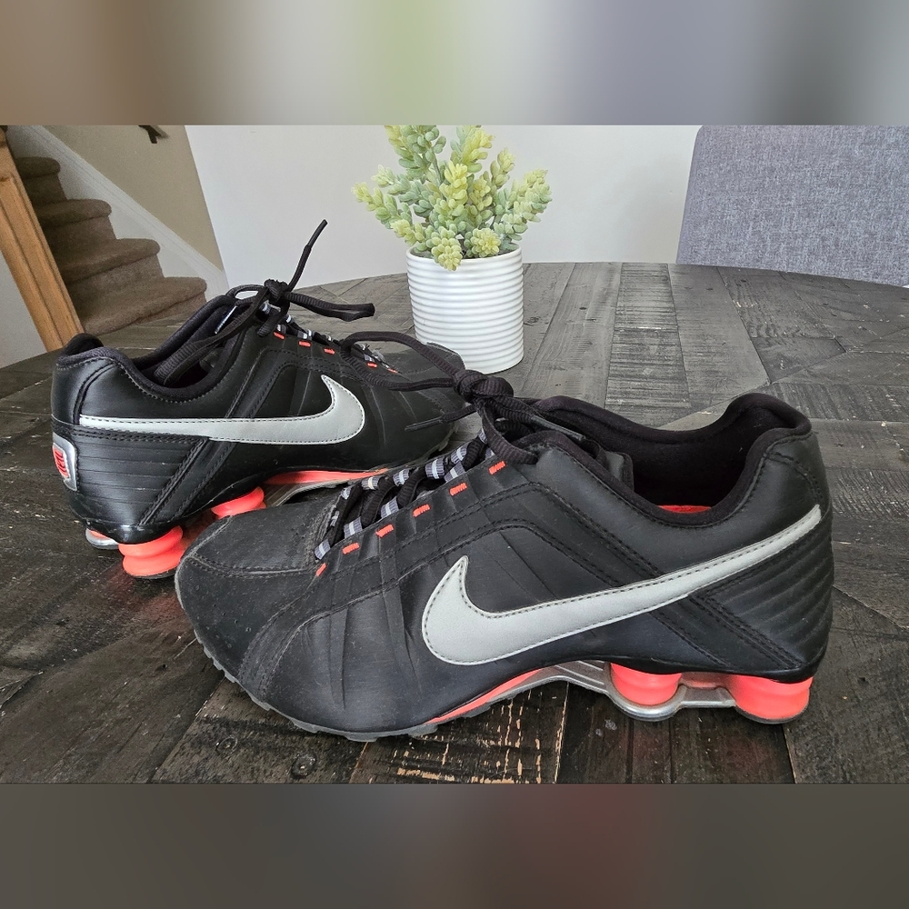 Nike Shox Juinor Size 7.5